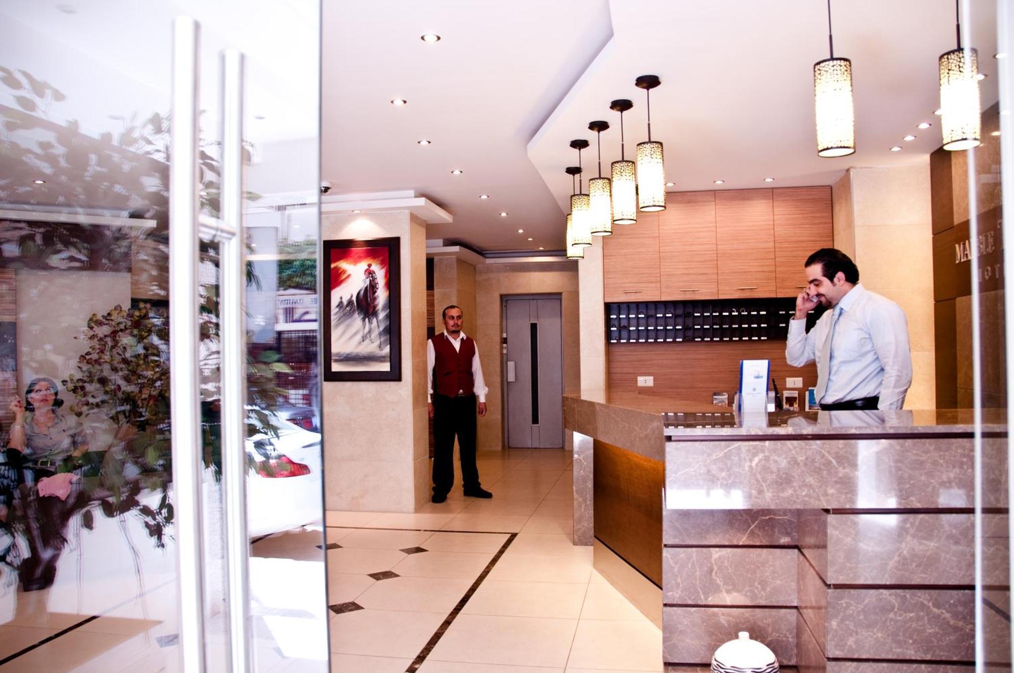 Marble Tower Hotel Бейрут Екстериор снимка