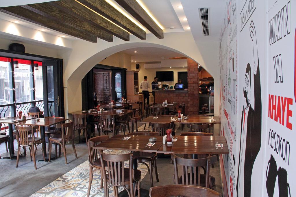 Marble Tower Hotel Бейрут Екстериор снимка