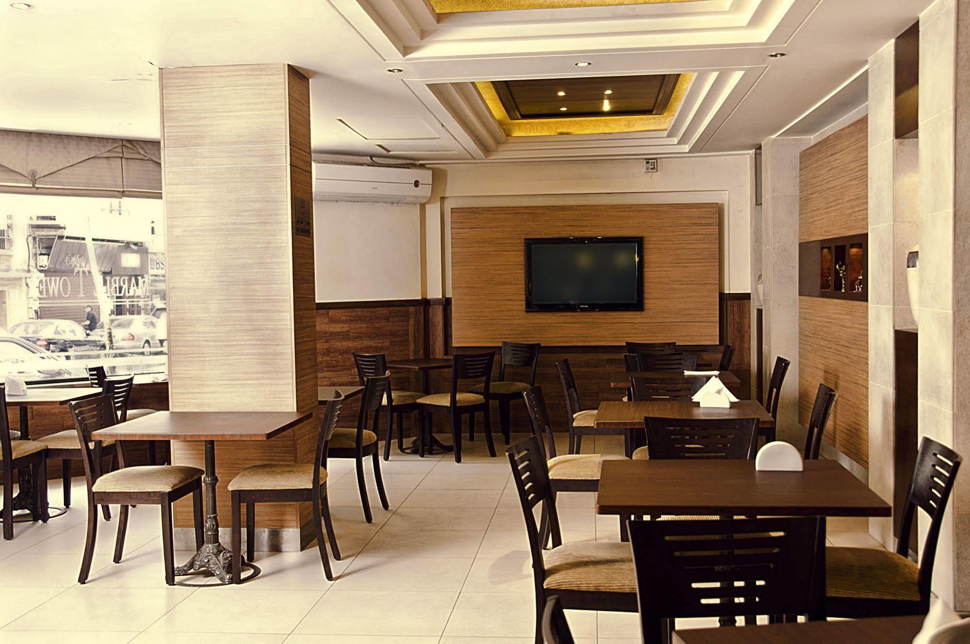 Marble Tower Hotel Бейрут Екстериор снимка