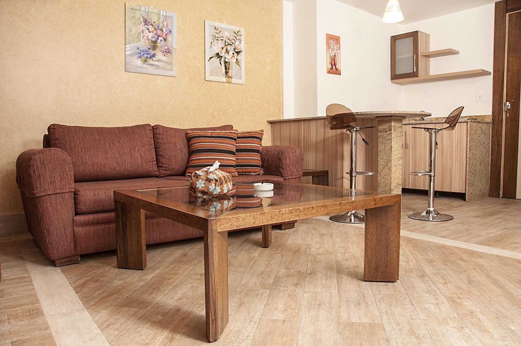 Marble Tower Hotel Бейрут Екстериор снимка